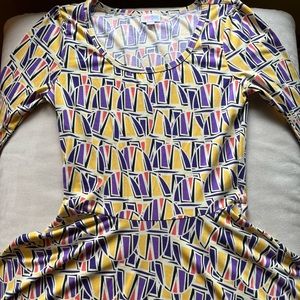 yellow pattern knee length dress